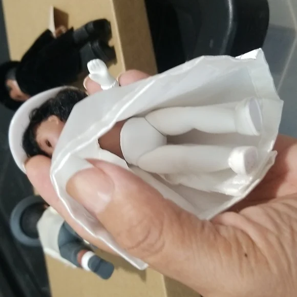 Madam Alexander bundle Three Wedding dolls - Picture 7 of 8